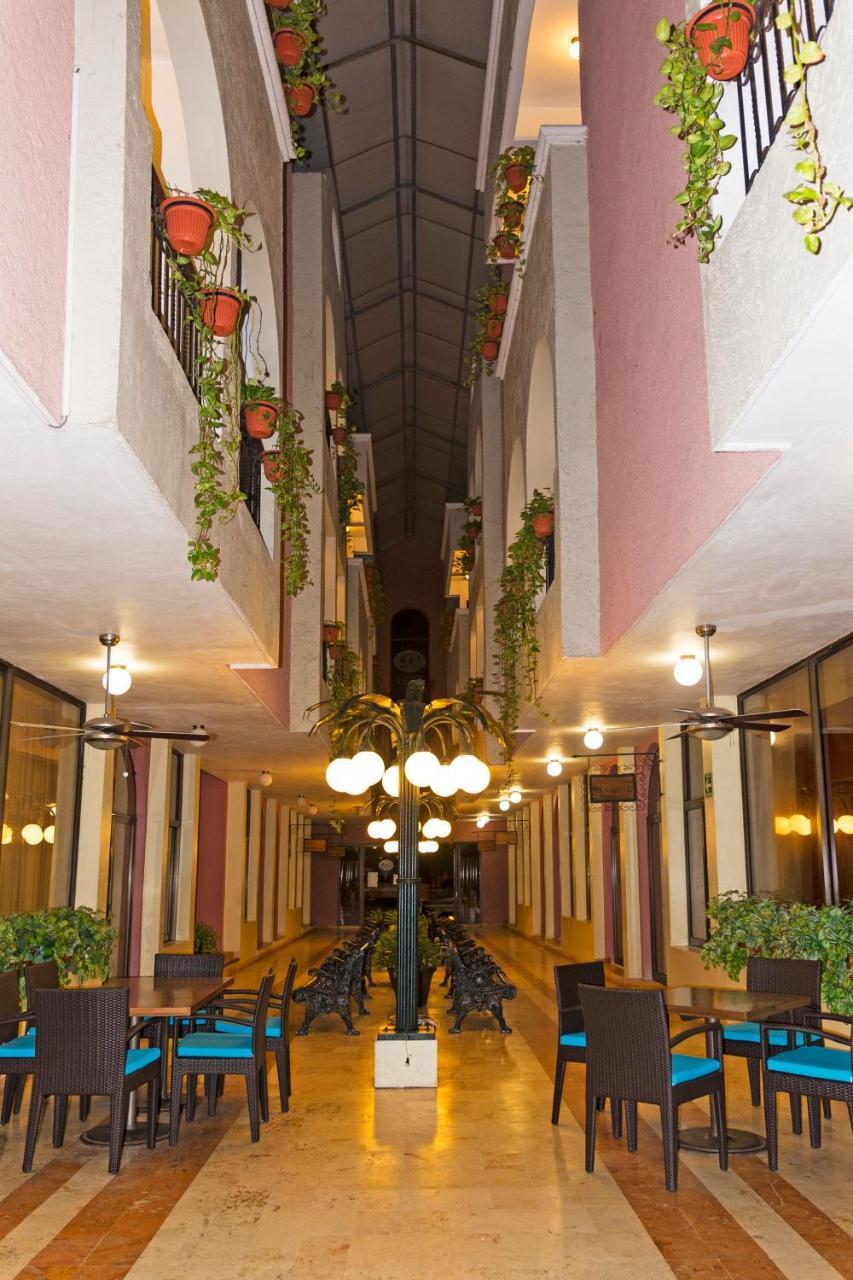 Hotel Del Paseo Campeche Exteriör bild